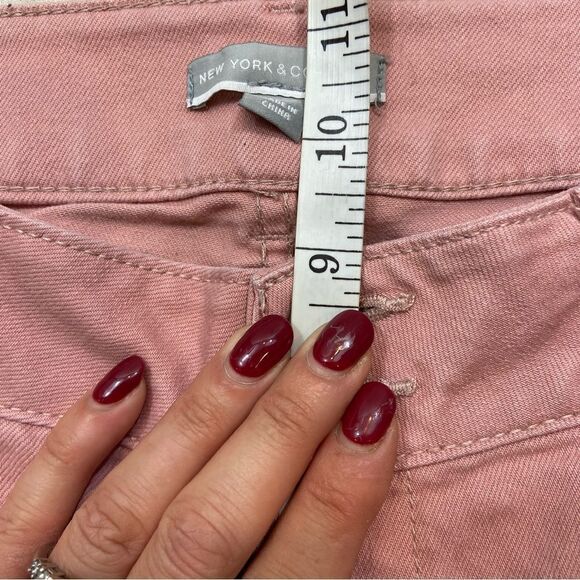 New York & Company‎ Pink Distressed Straight Leg Jeans Size 6 - Picture 5 of 8